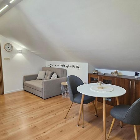 זאדאר Lovely Attic Apartman-Melani מראה חיצוני תמונה