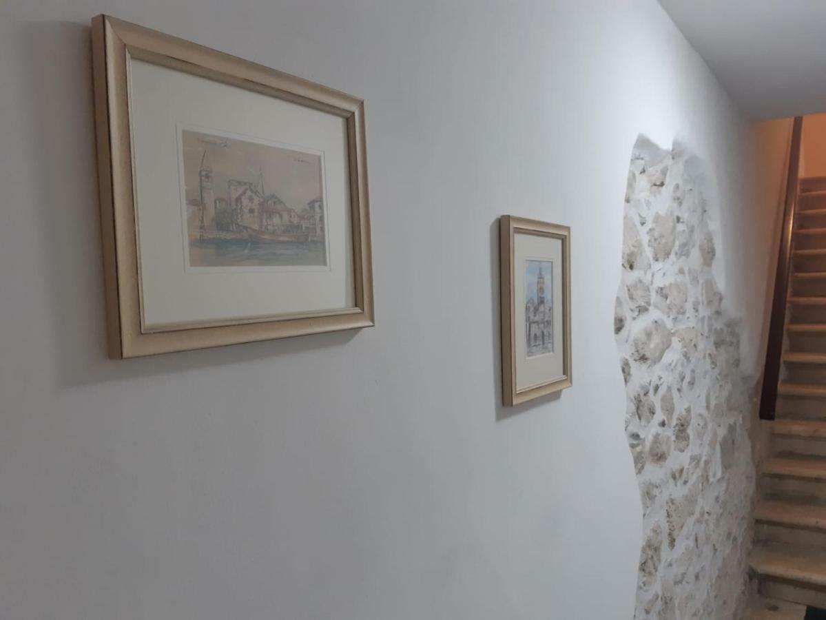 זאדאר Lovely Attic Apartman-Melani מראה חיצוני תמונה